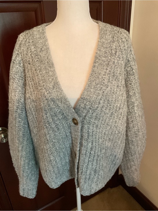 Lucky Brand Sweaters - Lucky Brand Grey Sweater. Sz. Large